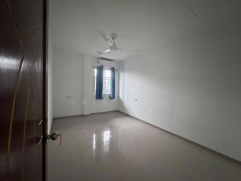 Bungalow House for Rent in Selayang Baru (Selayang) - Tris Jong - Interior - PropertyGuru.com.my