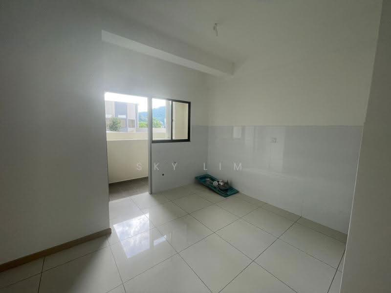 Condominium for Rent at LEA By The Hills - Sky Lim - Balcony - PropertyGuru.com.my