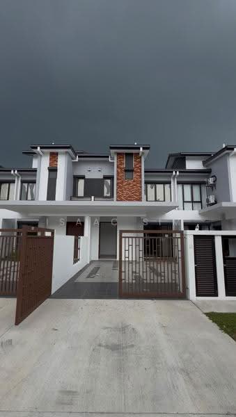 2-storey Terraced House for Sale in Beranang (Selangor) - Isaac Sim - Exterior - PropertyGuru.com.my