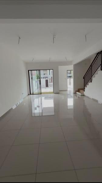 2-storey Terraced House for Sale in Beranang (Selangor) - Isaac Sim - Living Room - PropertyGuru.com.my