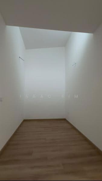 2-storey Terraced House for Sale in Beranang (Selangor) - Isaac Sim - Family hall - PropertyGuru.com.my