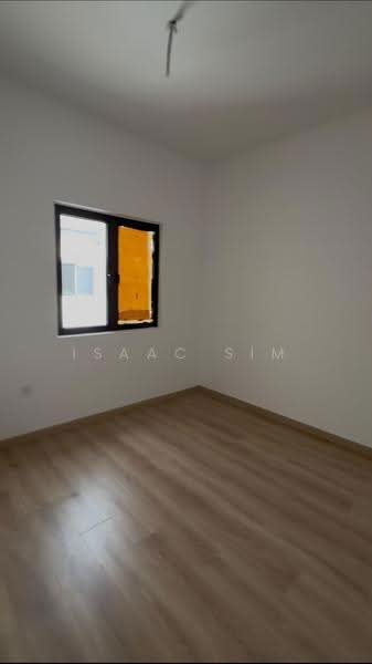 2-storey Terraced House for Sale in Beranang (Selangor) - Isaac Sim - Room 2 - PropertyGuru.com.my
