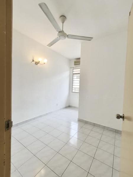 Rumah Teres 2.5-Tingkat untuk Dijual di Taman Bukit Serdang (Seri Kembangan) - Eldon Chong - Interior - PropertyGuru.com.my