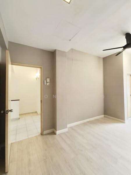 Rumah Teres 2.5-Tingkat untuk Dijual di Taman Bukit Serdang (Seri Kembangan) - Eldon Chong - Interior - PropertyGuru.com.my