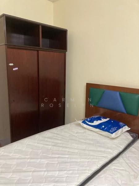 Kondominium untuk Dijual di Palm Court Condominium - Carmen Roselyn - Bedroom - PropertyGuru.com.my
