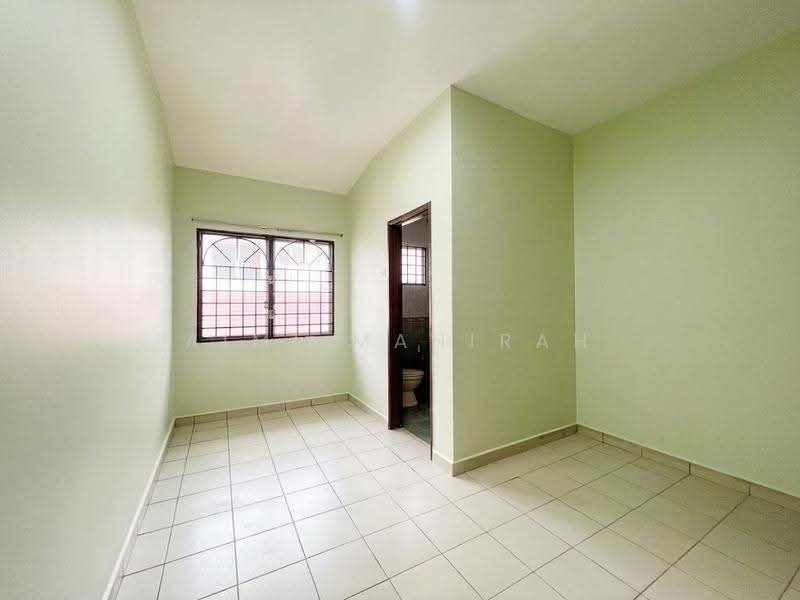 Rumah Teres 2-Tingkat untuk Dijual di Taman Pinggiran Saujana (Kajang) - Aimi Mahirah - PropertyGuru.com.my