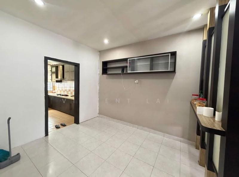 2-storey Terraced House for Sale in Taman Nusa Bestari 2 (Iskandar Puteri (Nusajaya)) - Vincent Lai - Kitchen - PropertyGuru.com.my
