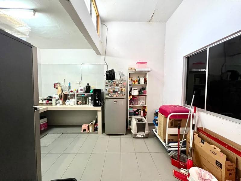 2-storey Terraced House for Sale in SS4 (Petaling Jaya) - Nazrin Hakimin - Kitchen - PropertyGuru.com.my