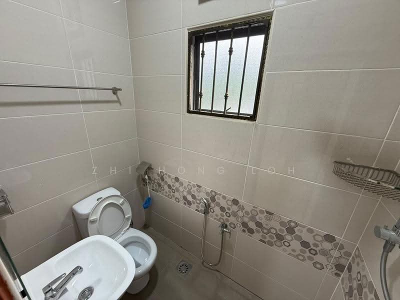 Bungalow House for Sale in Bukit Antarabangsa (Ulu Kelang) - Zhi Hong Loh - Bathroom - PropertyGuru.com.my