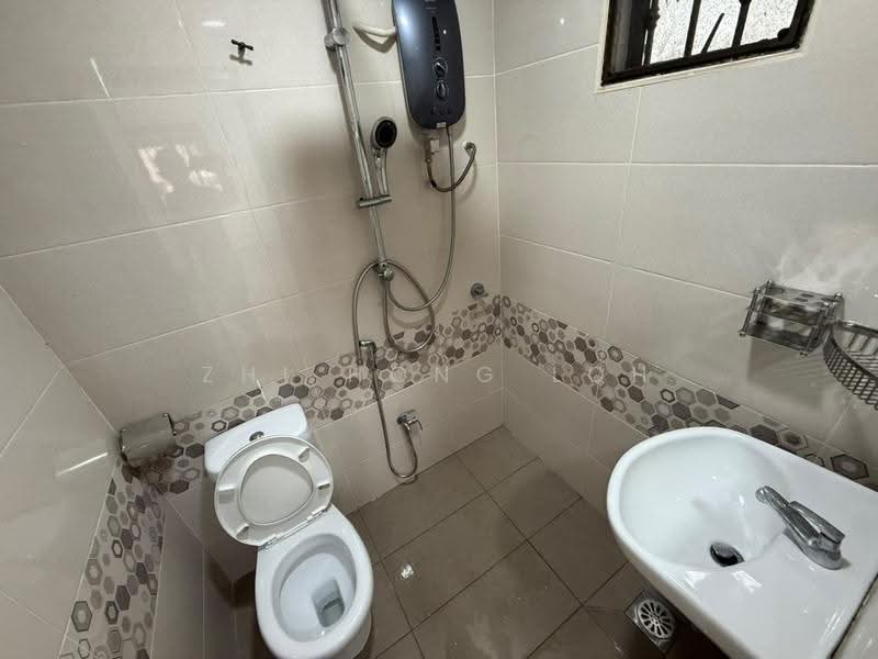 Bungalow House for Sale in Bukit Antarabangsa (Ulu Kelang) - Zhi Hong Loh - Bathroom - PropertyGuru.com.my