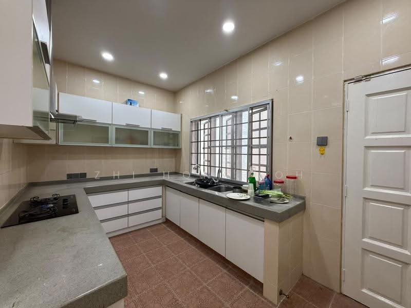Bungalow House for Sale in Bukit Antarabangsa (Ulu Kelang) - Zhi Hong Loh - Kitchen - PropertyGuru.com.my