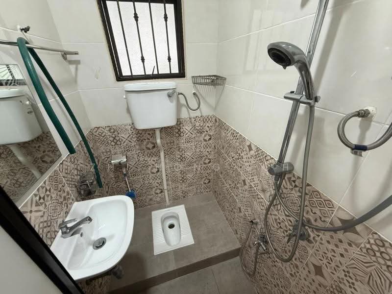 Bungalow House for Sale in Bukit Antarabangsa (Ulu Kelang) - Zhi Hong Loh - Bathroom - PropertyGuru.com.my