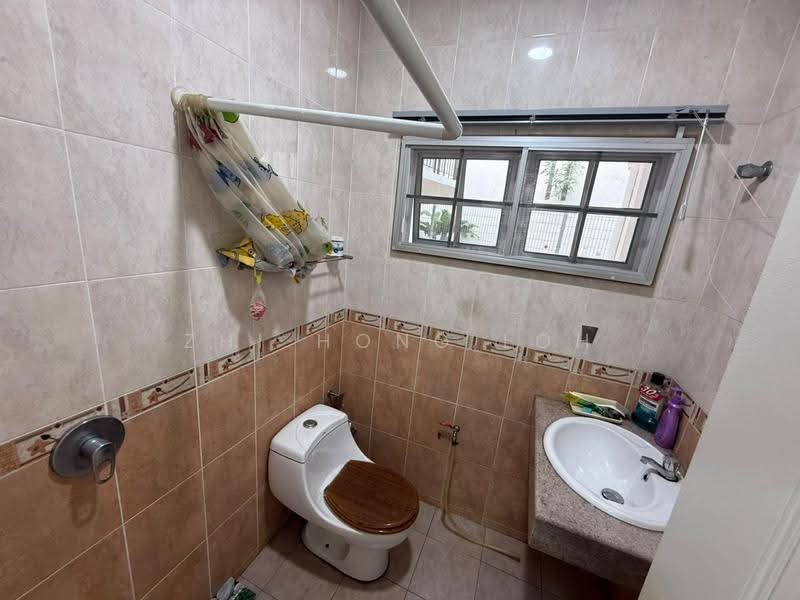 Bungalow House for Sale in Bukit Antarabangsa (Ulu Kelang) - Zhi Hong Loh - Bathroom - PropertyGuru.com.my