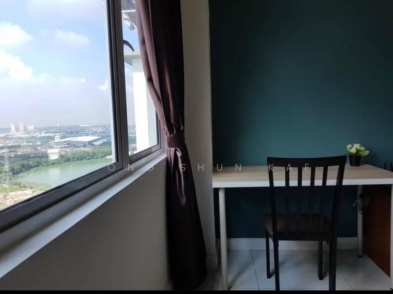 Service Residence for Sale at Skypod Residence - Chong Shun Kae - Study - PropertyGuru.com.my