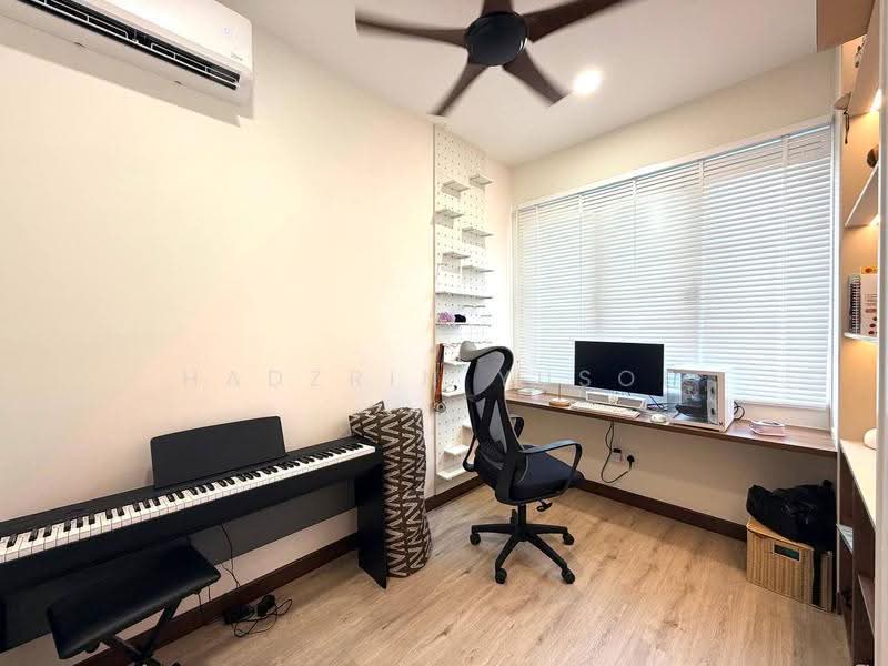2.5-storey Terraced House for Sale in Puchong (Selangor) - HADZRIN YUSOF - Study - PropertyGuru.com.my