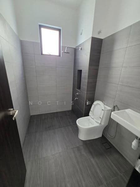 2-storey Terraced House for Sale in Skudai (Johor) - Noctis Tan - Bathroom - PropertyGuru.com.my