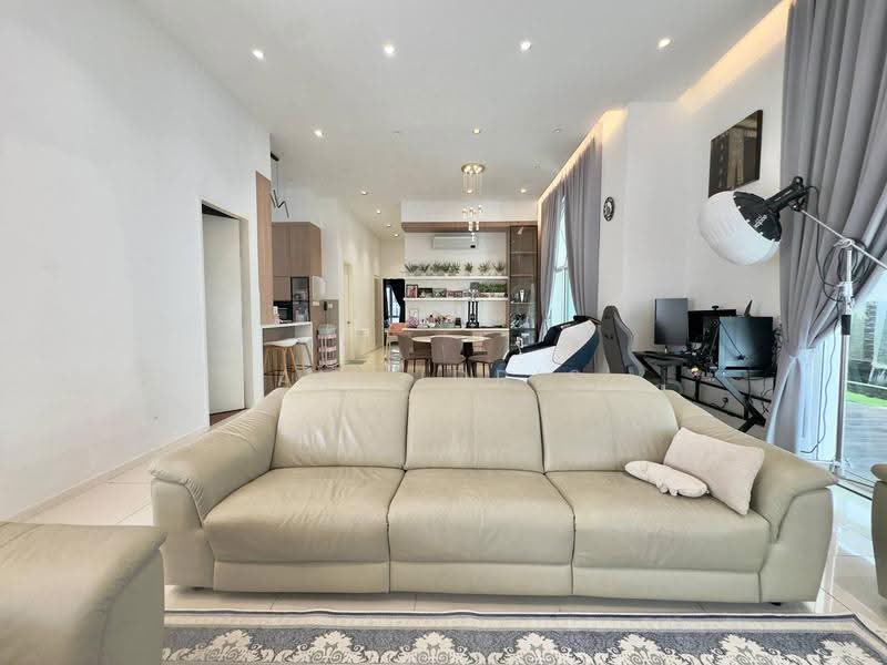 Bungalow House for Sale in Semenyih (Selangor) - Ali Idris - PropertyGuru.com.my