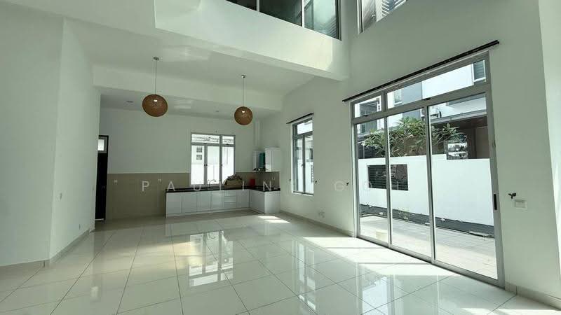 Semi-Detached House for Sale in Taman Nusa Bestari (Iskandar Puteri (Nusajaya)) - Pauline Goh - Living Room - PropertyGuru.com.my