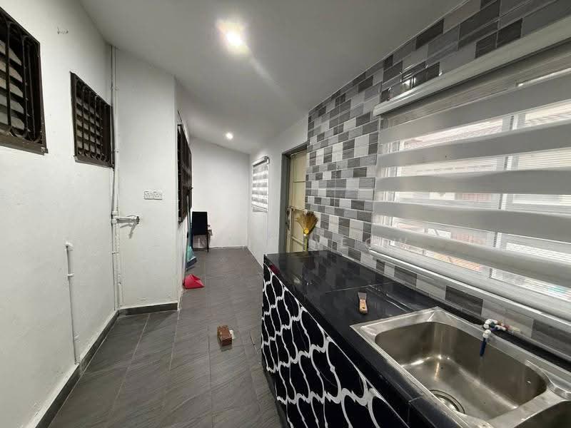 Rumah Teres 1-Tingkat untuk Dijual di Taman Cahaya Bercham (Ipoh) - Joline YEOW - Kitchen - PropertyGuru.com.my