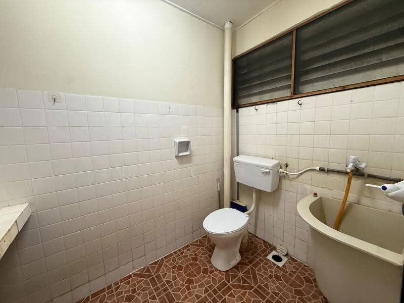 Rumah Teres 1-Tingkat untuk Dijual di Taman Cahaya Bercham (Ipoh) - Joline YEOW - Bathroom - PropertyGuru.com.my