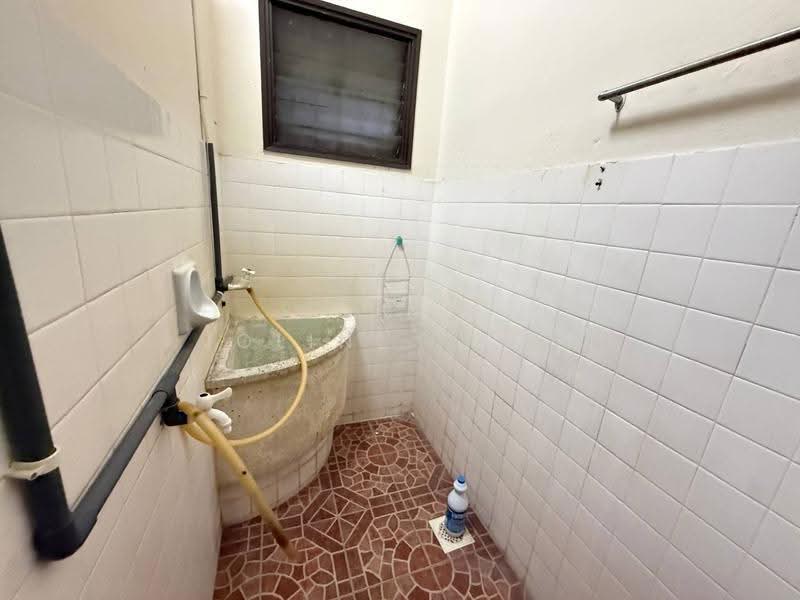Rumah Teres 1-Tingkat untuk Dijual di Taman Cahaya Bercham (Ipoh) - Joline YEOW - Bathroom - PropertyGuru.com.my