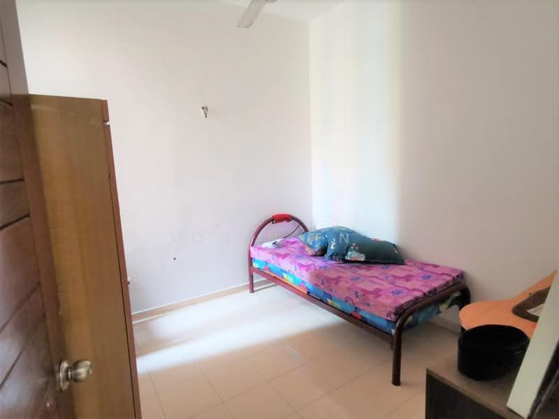 Apartment for Rent at Pangsapuri Bukit Beruang Permai (University Green) - CHIN FN - Bedroom - PropertyGuru.com.my