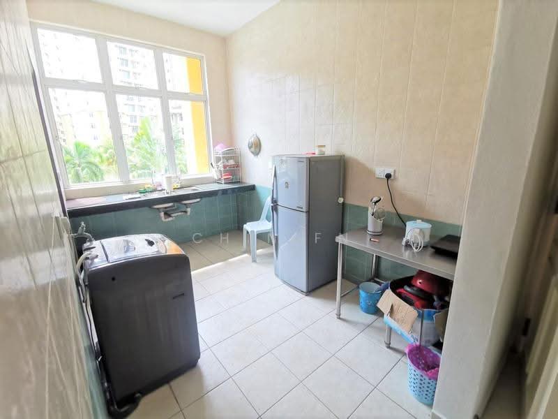 Apartment for Rent at Pangsapuri Bukit Beruang Permai (University Green) - CHIN FN - Kitchen - PropertyGuru.com.my