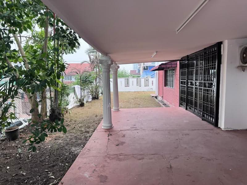 2-storey Terraced House for Rent in Taman Kolam Air (Johor Bahru) - Stephanie Yap - Exterior - PropertyGuru.com.my