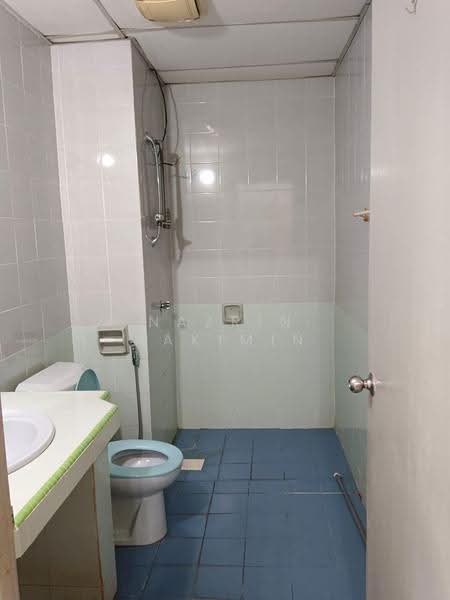 Condominium for Sale at Sri Alam Condominium - Nazrin Hakimin - Bathroom - PropertyGuru.com.my