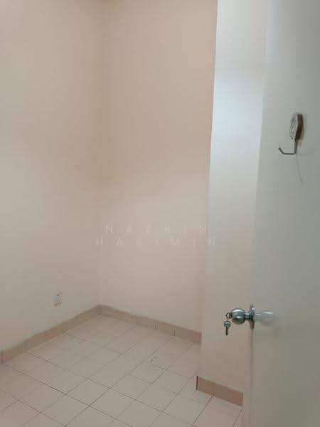 Condominium for Sale at Sri Alam Condominium - Nazrin Hakimin - Interior - PropertyGuru.com.my