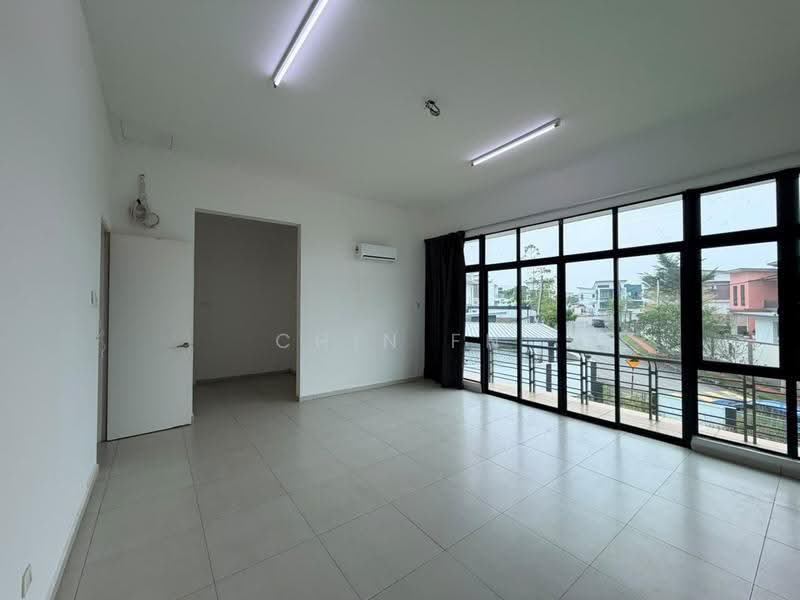 Bungalow House for Sale in Bemban (Melaka) - CHIN FN - Living Room - PropertyGuru.com.my