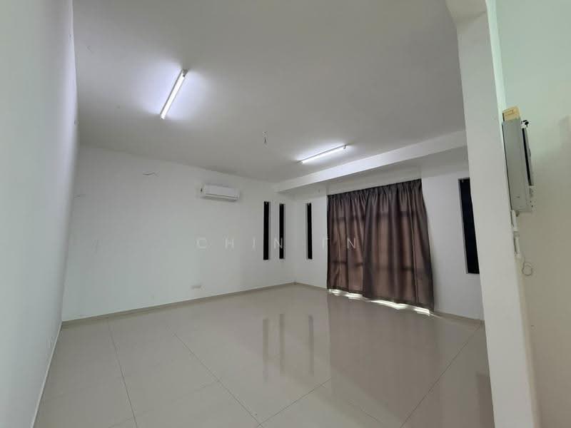 Bungalow House for Sale in Bemban (Melaka) - CHIN FN - Living Room - PropertyGuru.com.my