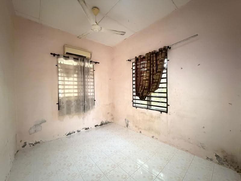 Rumah Banglo untuk Dijual di Perkampungan Sungai Isap Jaya (Kuantan) - Idham Che'Ali - Interior - PropertyGuru.com.my