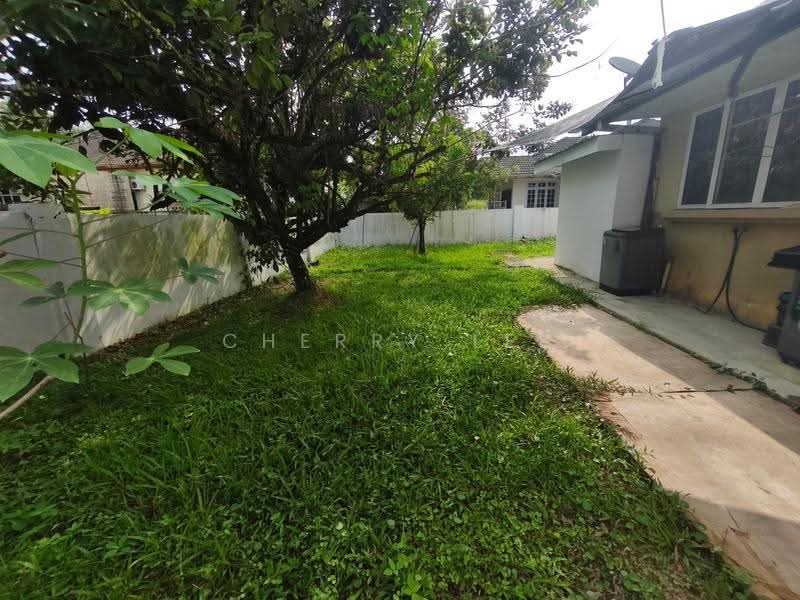 Semi-Detached House for Sale in Taman Matang Jaya (Kuching) - Cherry Lee - Exterior - PropertyGuru.com.my