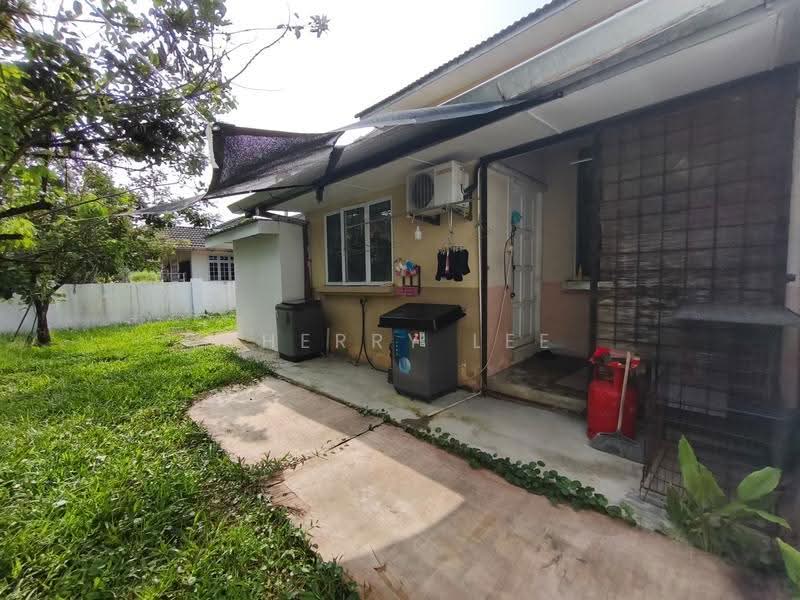 Semi-Detached House for Sale in Taman Matang Jaya (Kuching) - Cherry Lee - Exterior - PropertyGuru.com.my
