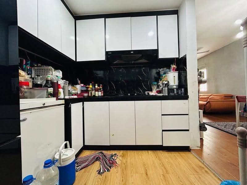 Apartment for Sale at Casa Riana - Amzar Faiz - Kitchen - PropertyGuru.com.my