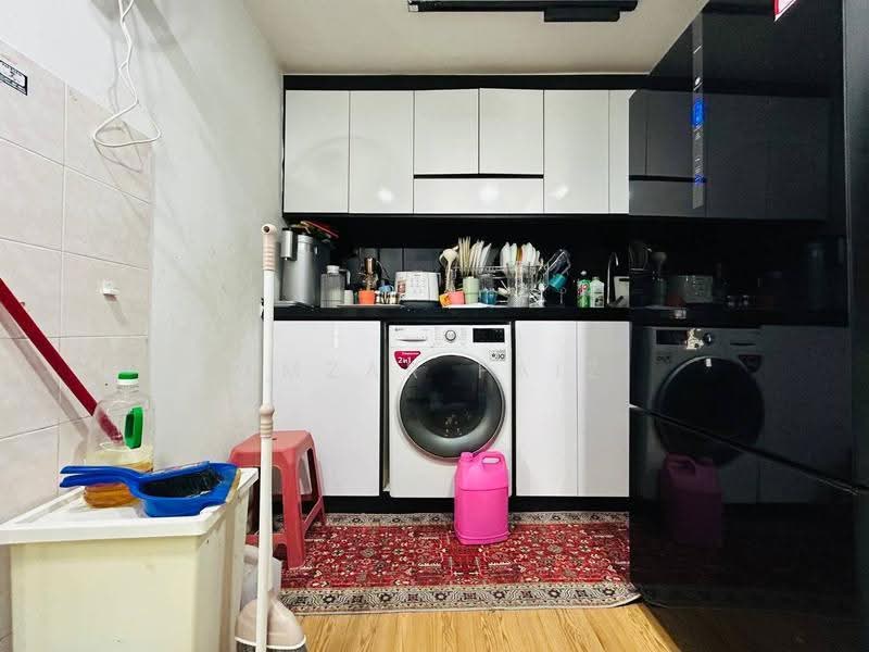 Apartment for Sale at Casa Riana - Amzar Faiz - Kitchen - PropertyGuru.com.my