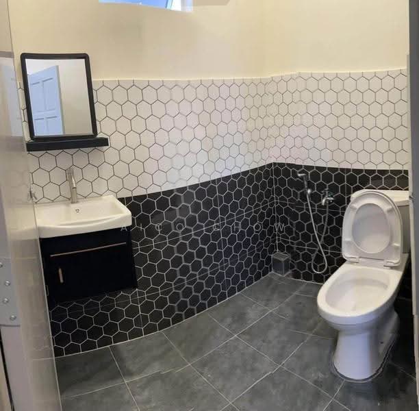 2-storey Terraced House for Sale in Gunung Rapat (Ipoh) - Aico Chow - Bathroom - PropertyGuru.com.my