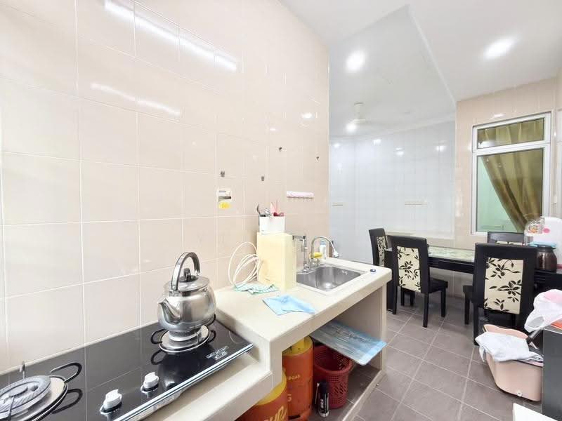 Rumah Teres 1-Tingkat untuk Dijual di Taman JP Perdana (Johor Bahru) - Yik Tat - Kitchen - PropertyGuru.com.my