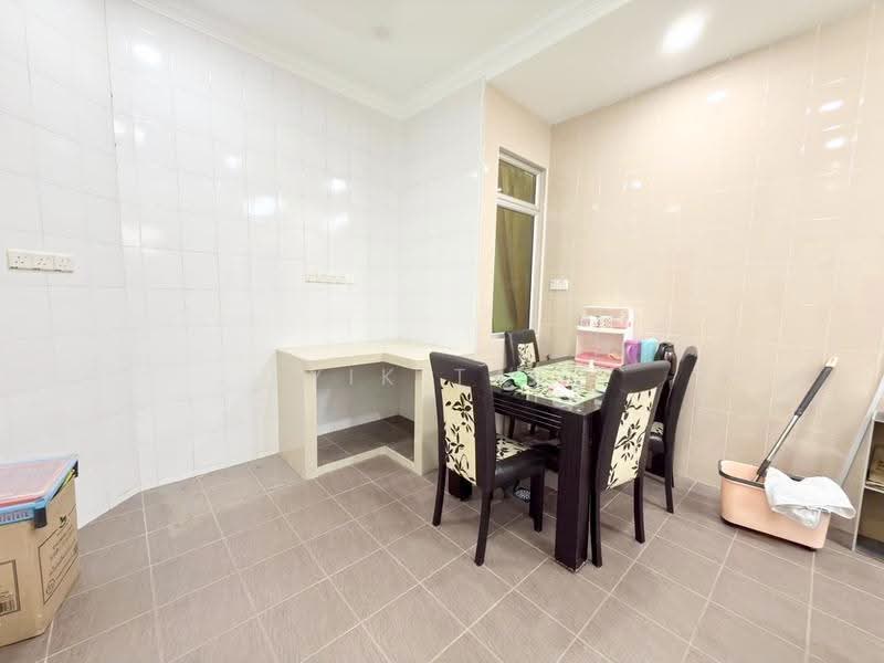 Rumah Teres 1-Tingkat untuk Dijual di Taman JP Perdana (Johor Bahru) - Yik Tat - Dining Room - PropertyGuru.com.my