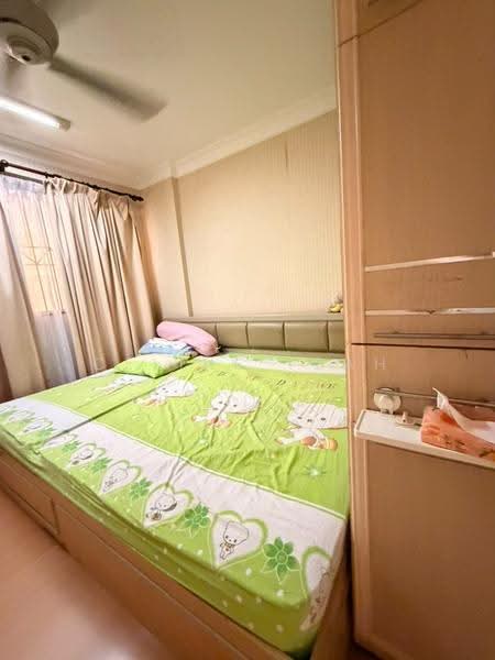 Condominium for Sale at Bayshore Condominium - Celine Teah - Bedroom - PropertyGuru.com.my