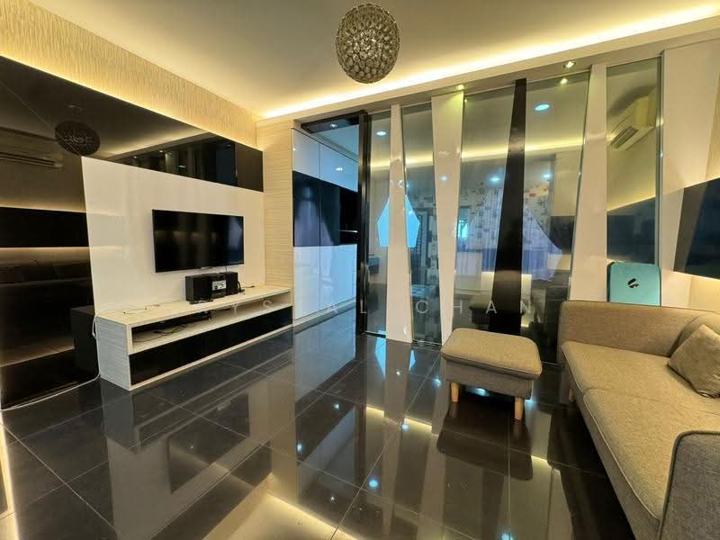 Pangsapuri untuk Disewa di Lake View Suites - Crystal Chan - Living Room - PropertyGuru.com.my