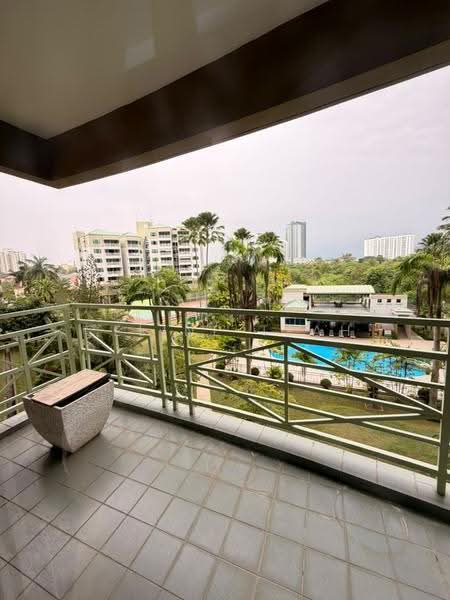Kondominium untuk Disewa di Bayshore Condominium - Celine Teah - Balcony - PropertyGuru.com.my