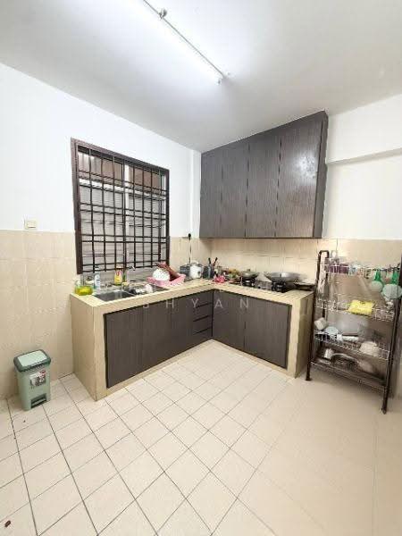 Apartment for Sale at Villa Bestari Apartment - Ong Lih Shyan - Kitchen - PropertyGuru.com.my