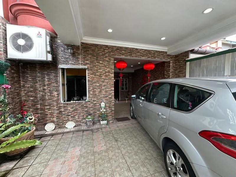 2-storey Terraced House for Sale in Bandar Puteri Klang (Klang) - Vincent Lee - Exterior - PropertyGuru.com.my