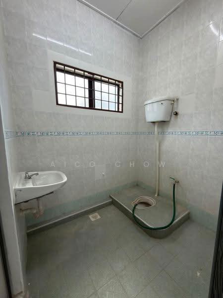2-storey Terraced House for Sale in Gunung Rapat (Ipoh) - Aico Chow - Bathroom - PropertyGuru.com.my