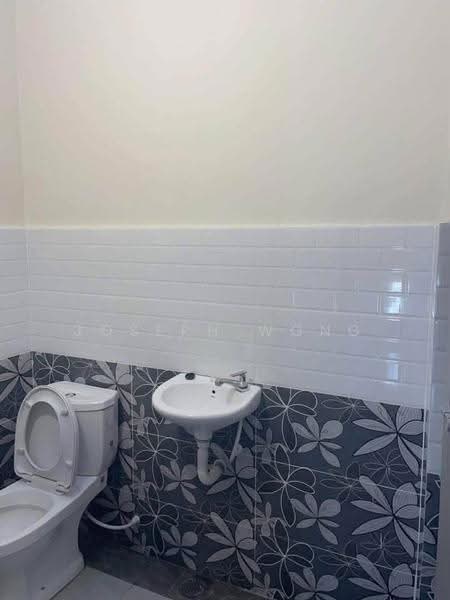 2-storey Terraced House for Sale in Gunung Rapat (Ipoh) - Joseph Wong - Bathroom - PropertyGuru.com.my