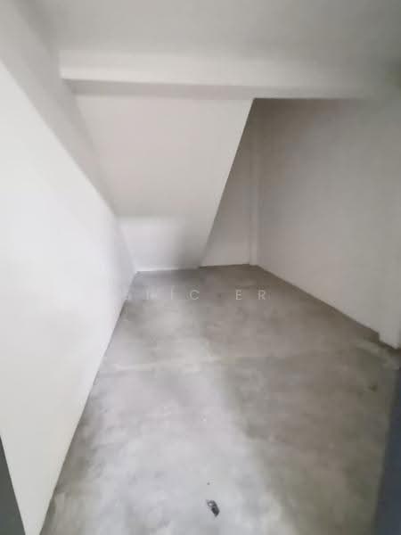 Terrace Factory for Sale in Taman Desa Cemerlang (Ulu Tiram) - Eric Er - PropertyGuru.com.my