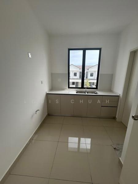 2-storey Terraced House for Rent in Bandar Cassia (Batu Kawan) - Louis Chuah - Kitchen - PropertyGuru.com.my