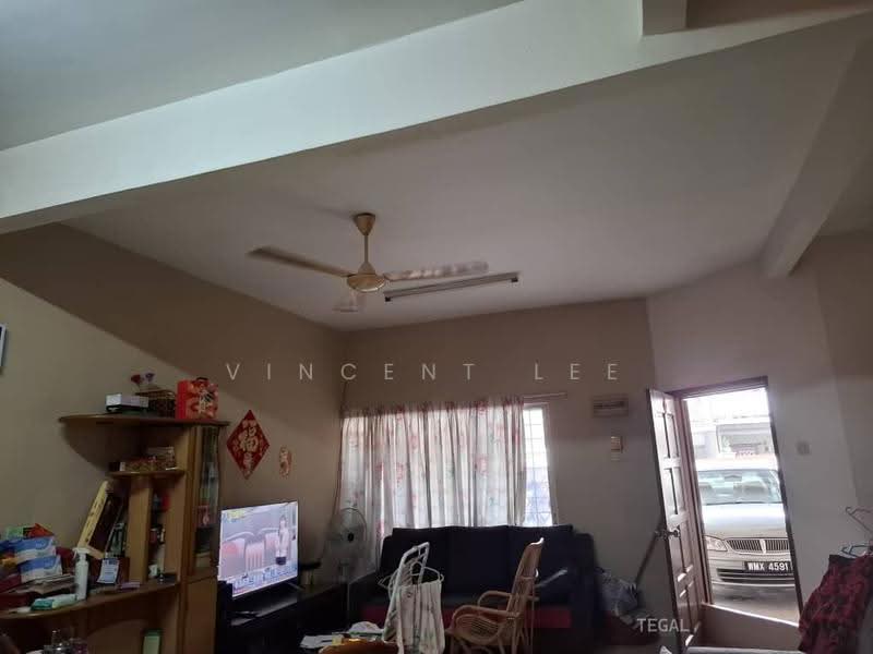 2-storey Terraced House for Sale in Bandar Puteri Klang (Klang) - Vincent Lee - Living Room - PropertyGuru.com.my